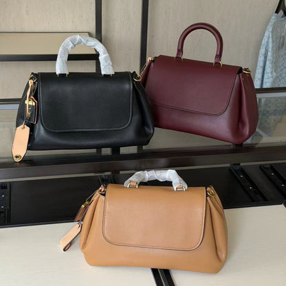 Everyday Luxe Leather Handbag